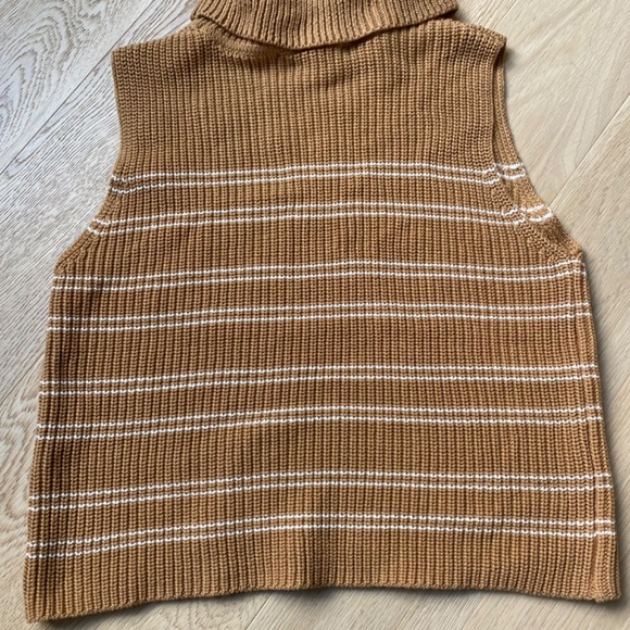 French Connection Camel Striped Sweater Vest Size Small - Picture 5 of 8